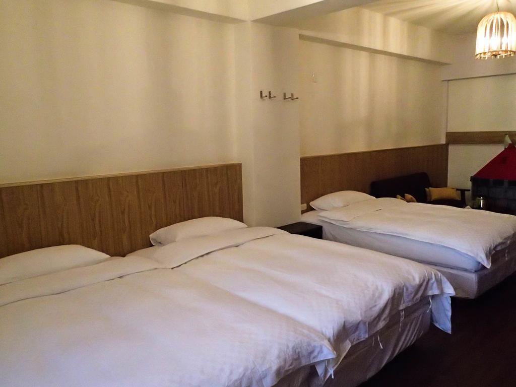 Meow G Cafe Hostel Hualien City Room photo