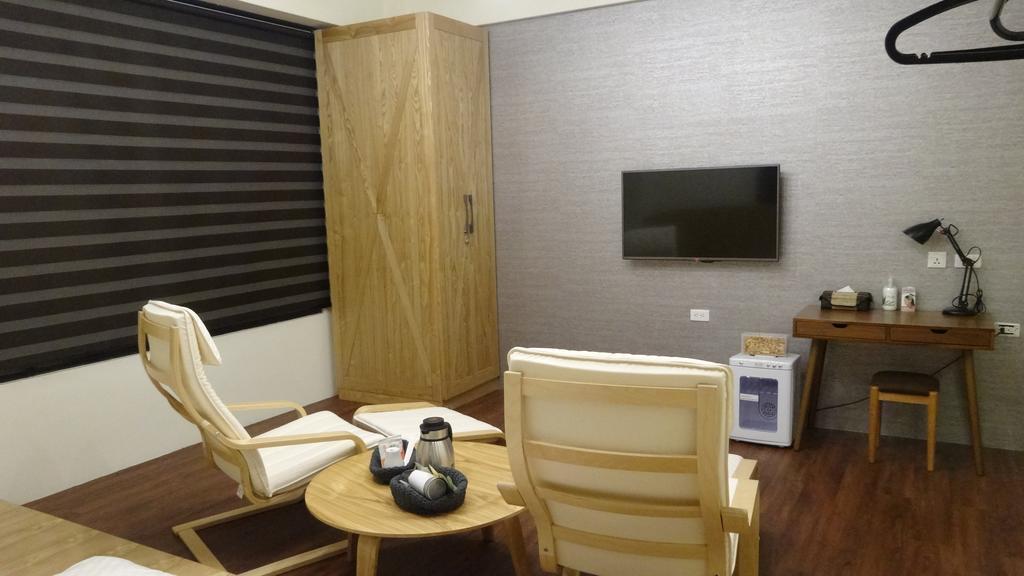 Meow G Cafe Hostel Hualien City Room photo