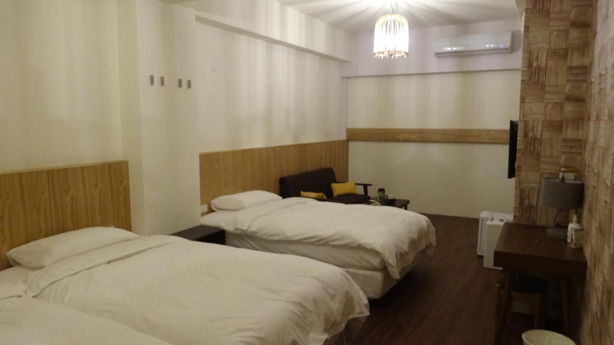 Meow G Cafe Hostel Hualien City Room photo