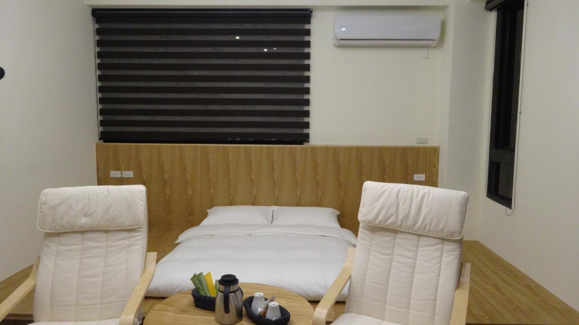 Meow G Cafe Hostel Hualien City Room photo